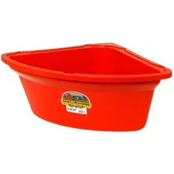 Little Giant Red 26 Quart Corner Feeder
