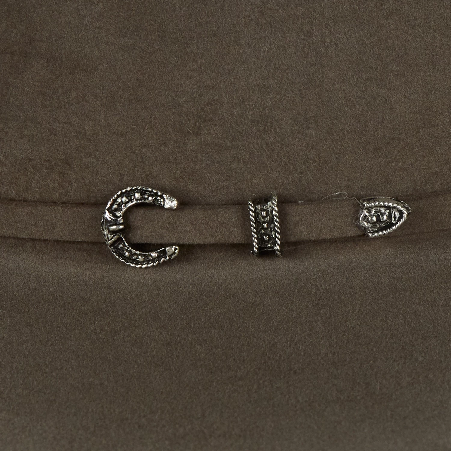 Resistol 30x Rough N Ready Natural 4 1/2 Inch Brim Open Crown Felt Cowboy Hat 4 Resistol 30x Rough N Ready Natural 4 1/2 Inch Brim Open Crown Felt Cowboy Hat - Image 2